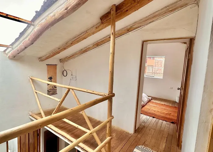 Creative In - Large Balcony And Garden Homestay *