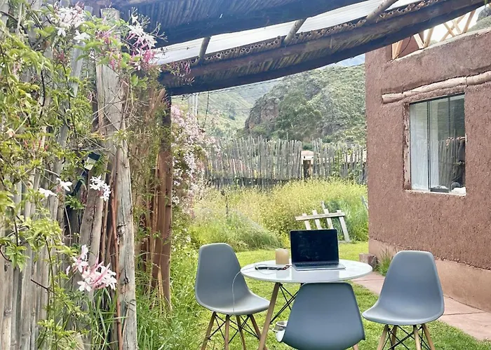 Creative In - Large Balcony And Garden Homestay