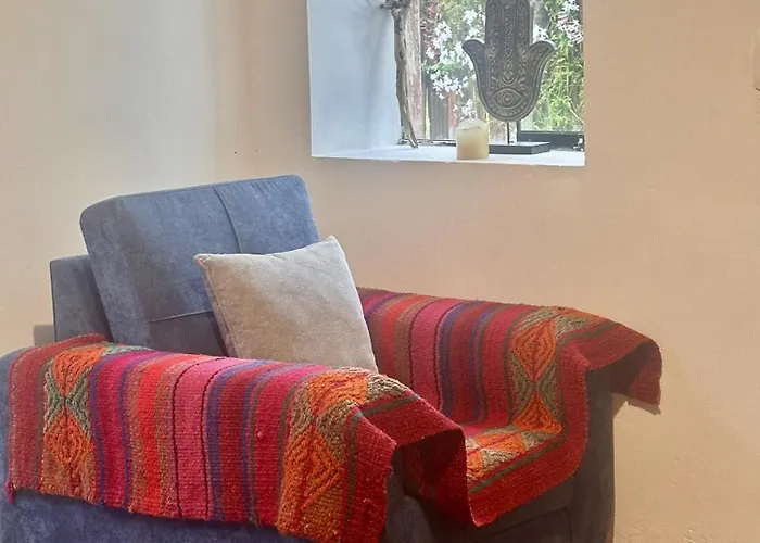Homestay Creative In - Large Balcony And Garden