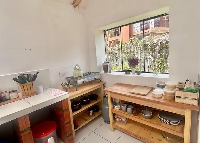 Creative In - Large Balcony And Garden Homestay *