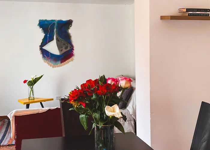 Creative In Rinconada - Private With Shared Garden & Balcony Alloggio in famiglia