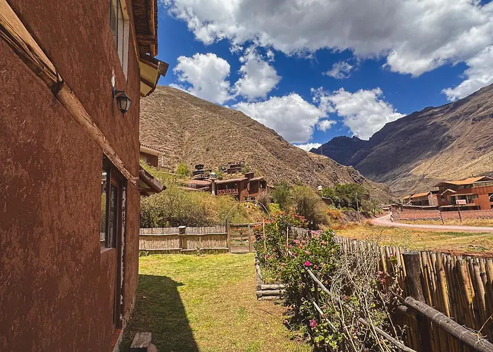 Creative In Rinconada - Private With Shared Garden & Balcony