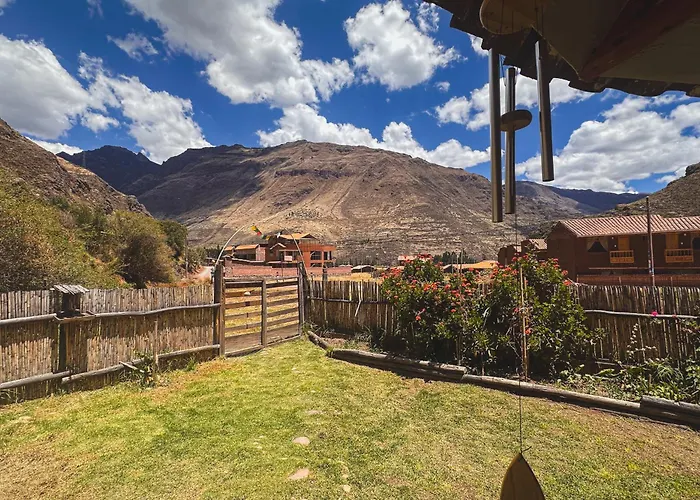 Alloggio in famiglia Creative In Rinconada - Private With Shared Garden & Balcony *