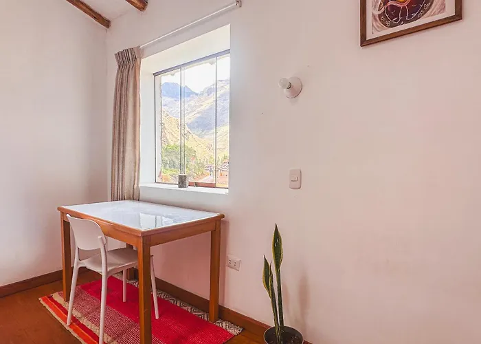 Creative In Rinconada - Private With Shared Garden & Balcony *