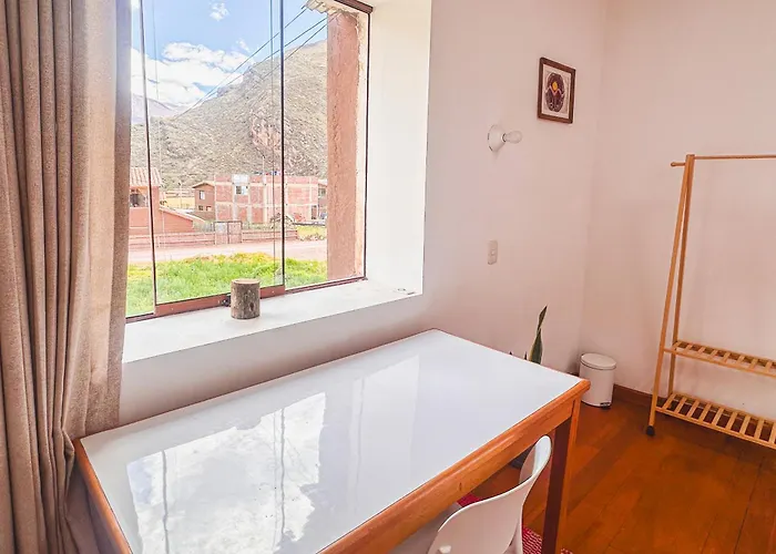 Alloggio in famiglia Creative In Rinconada - Private With Shared Garden & Balcony